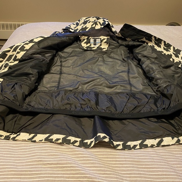New, with tags, Columbia 3-in-1 winter jacket. 1XL. - Picture 3 of 11